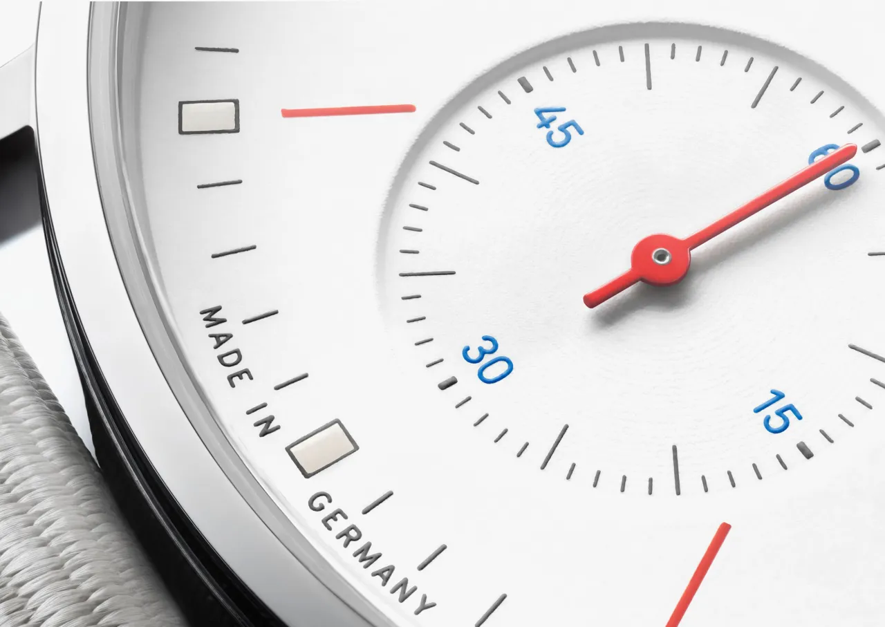NOMOS Ahoi Neomatik Siren White 564 detay görseli 2