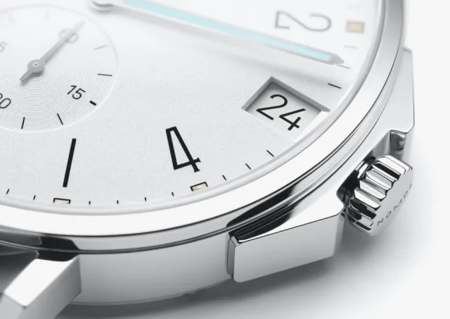 NOMOS Tangente Sport Otomatik Beyaz Gümüş Plaka 580 Görsel 8