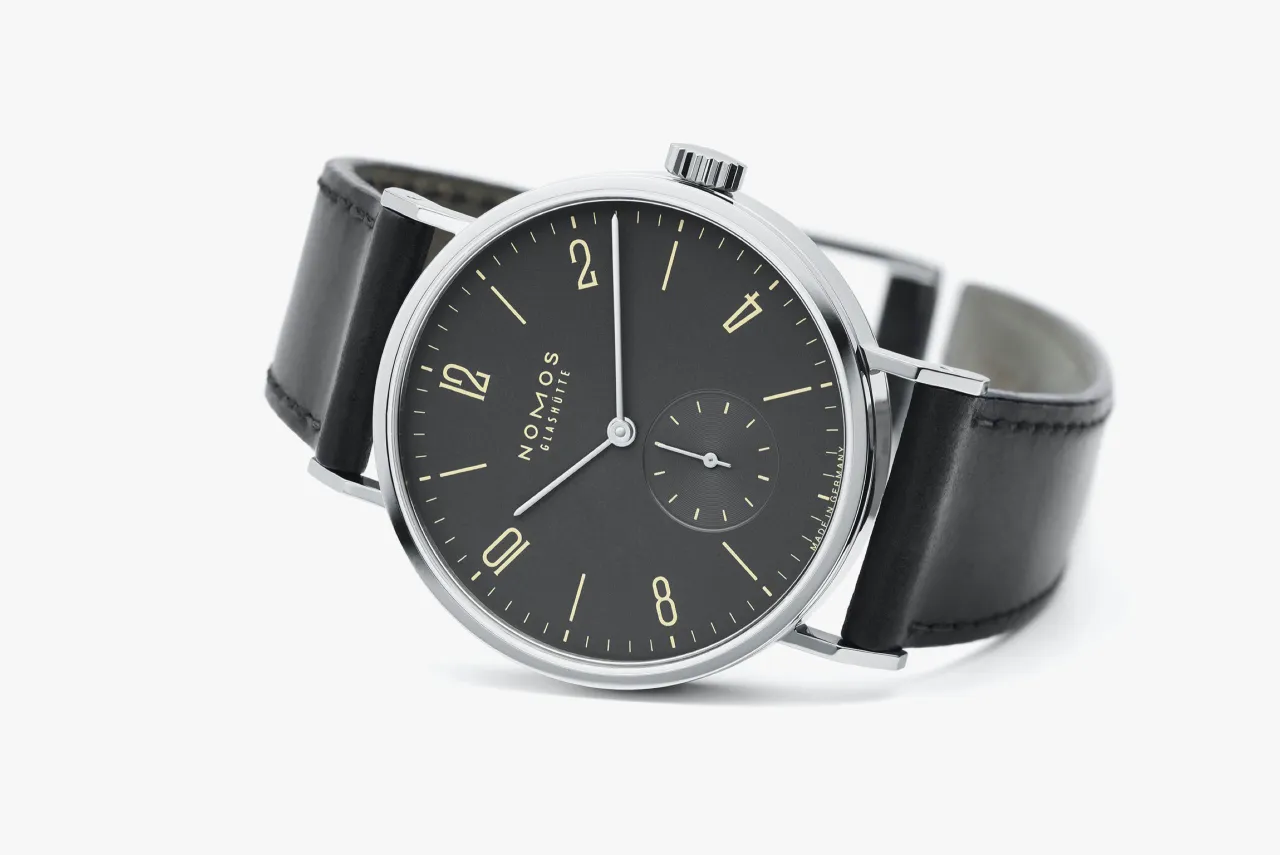 NOMOS Tangomat Ruthenium Otomatik 603 detay görseli 2