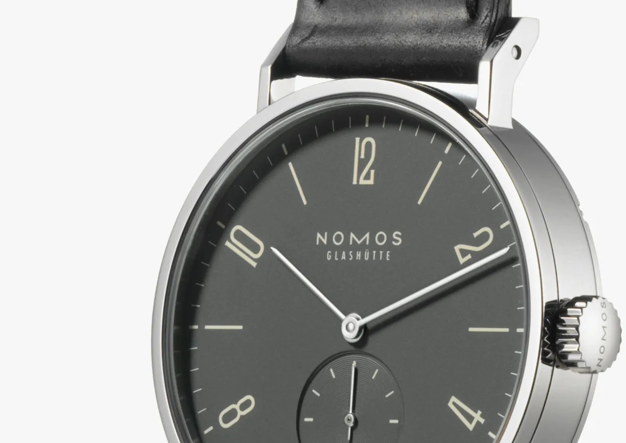 NOMOS Tangomat Ruthenium Otomatik 603 detay görseli 3