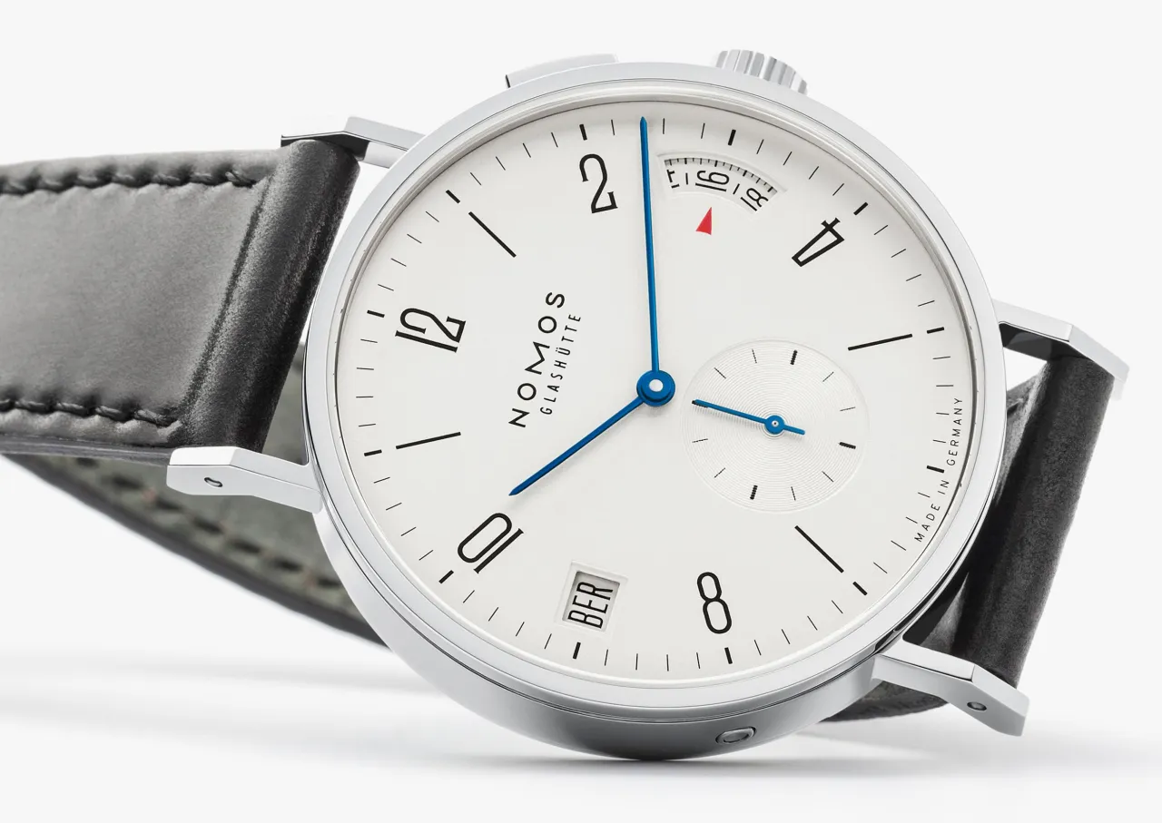 NOMOS Glashütte Tangomat GMT Otomatik Beyaz 635 detay görseli 4