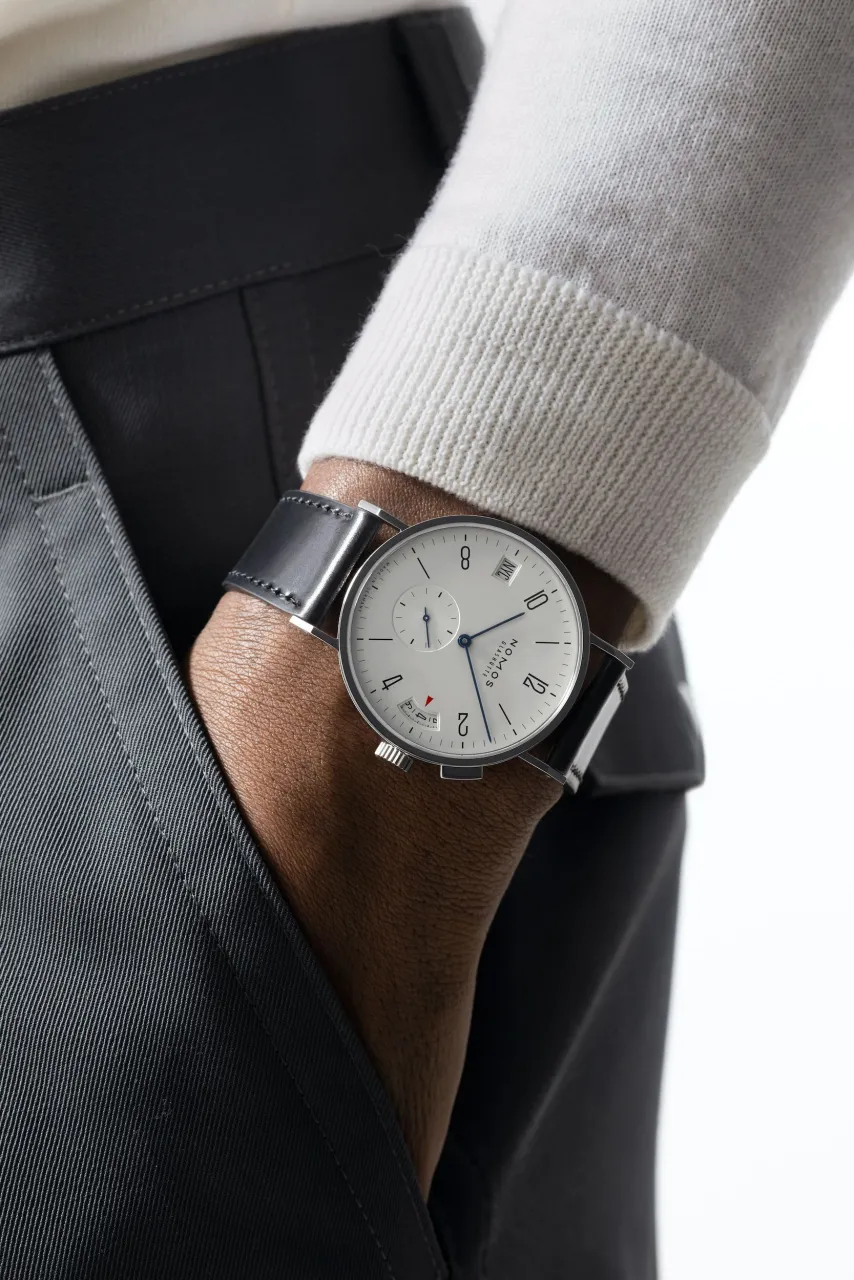 NOMOS Glashütte Tangomat GMT Otomatik Beyaz 635 detay görseli 5