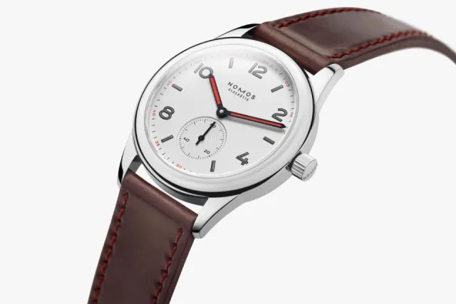 NOMOS Glashütte Club Otomatik Beyaz Gümüş 7011 Görsel 8