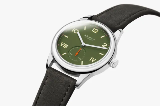 NOMOS Glashütte Club Campus All Olive Otomatik 707GB Görsel 3