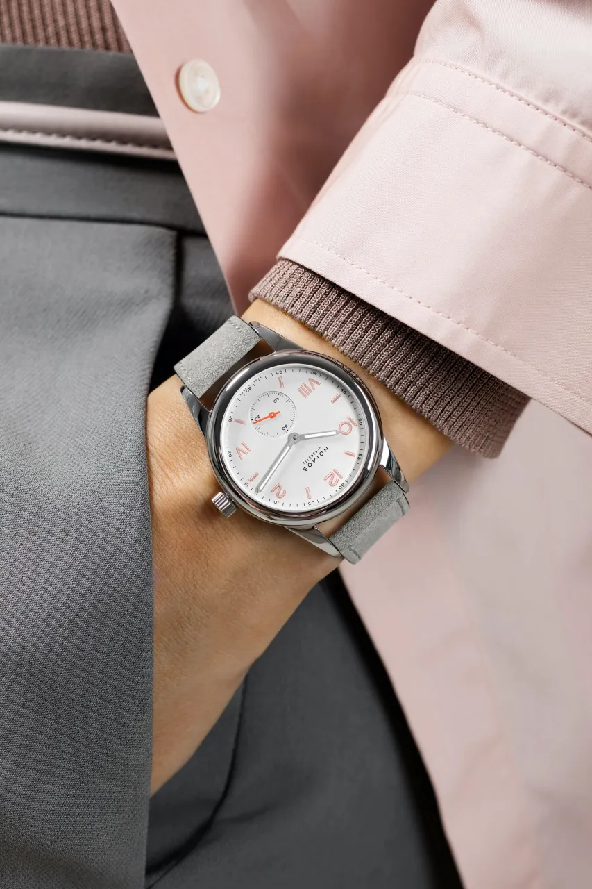 NOMOS Glashütte Club Campus Galvanized White Silver-Plated 708 detay görseli 5