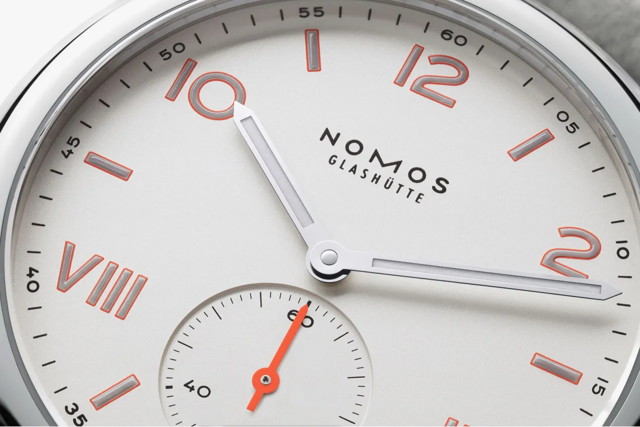 NOMOS Glashütte Club Campus Beyaz Gümüş 709 detay görseli 3