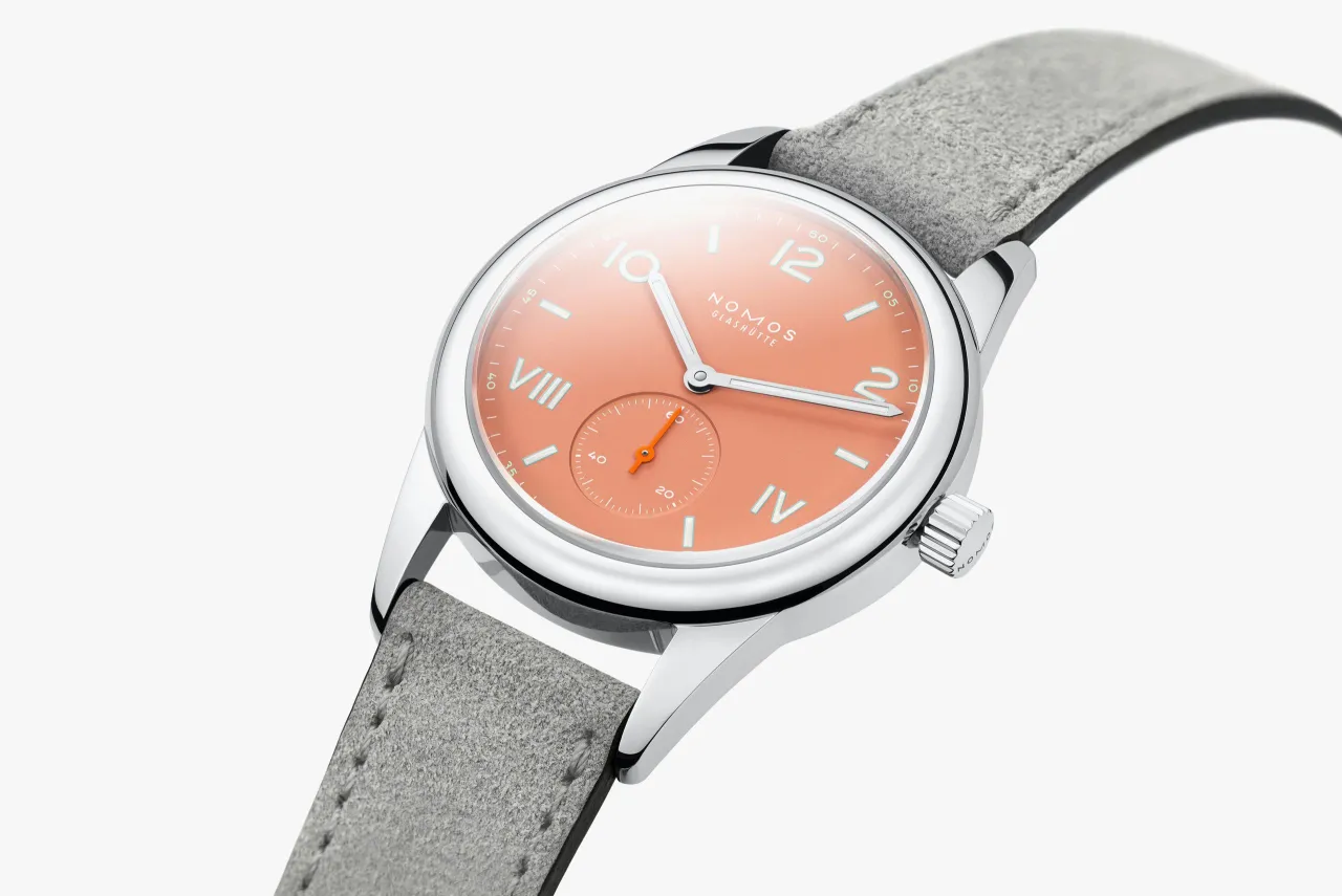 NOMOS Glashütte Club Campus Coral Otomatik 714GB detay görseli 2