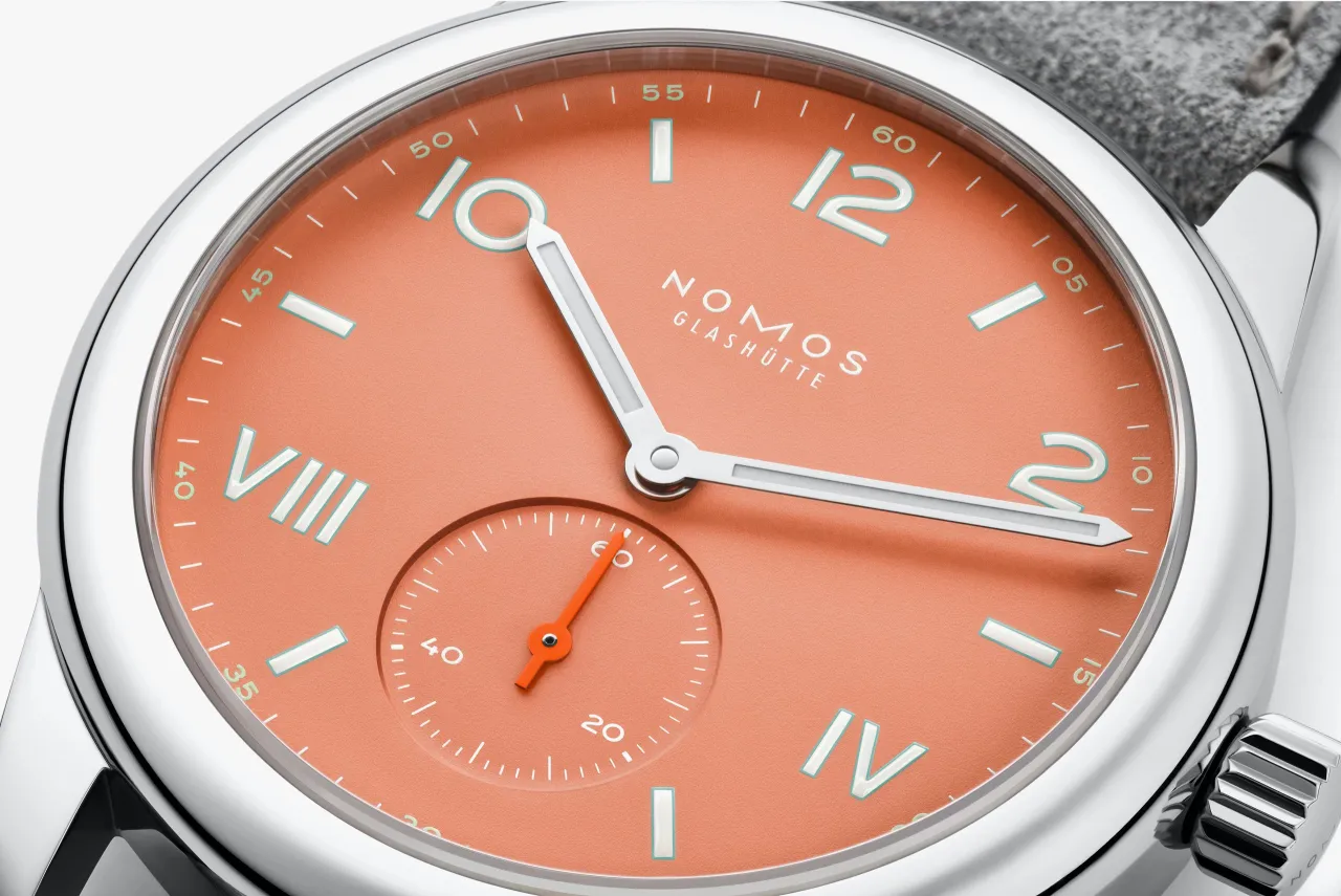 NOMOS Glashütte Club Campus Coral Otomatik 714GB detay görseli 3