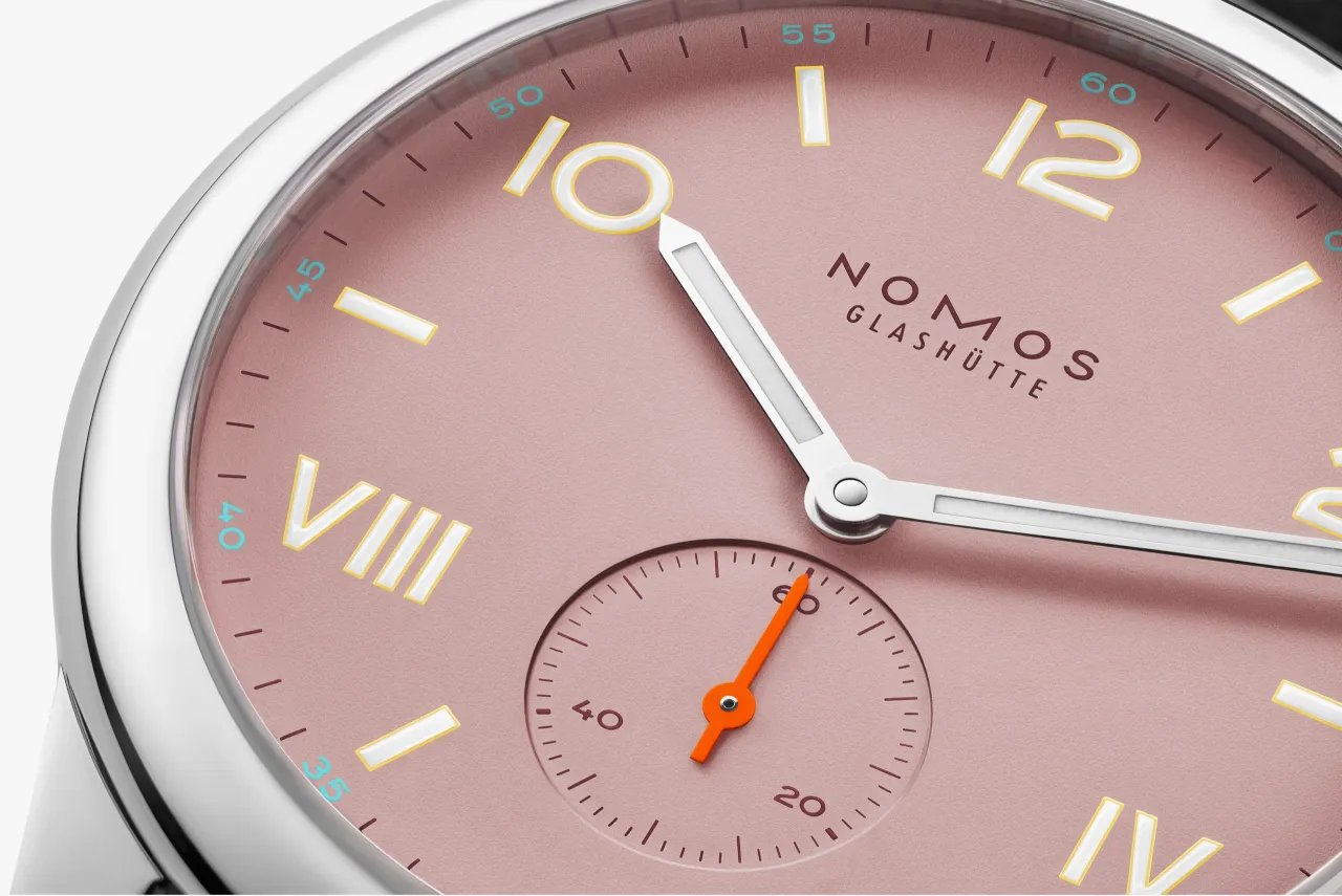 NOMOS Glashütte Club Campus 38 Full Rose Otomatik 720 detay görseli 3