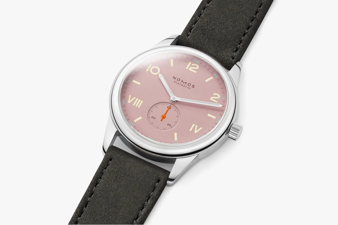 NOMOS Glashütte Club Campus 38 Full Rose Otomatik 720 detay görseli 4