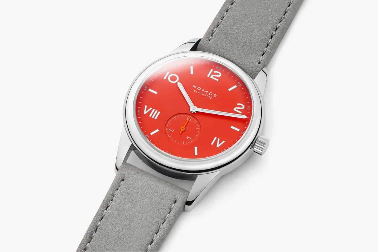 NOMOS Glashütte Club Campus 38 Nonstop Red Otomatik 723GB detay görseli 5