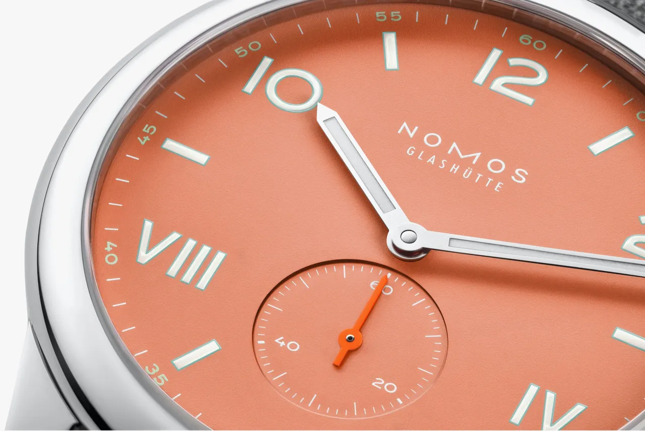 NOMOS Club Campus 38 Cream Coral Otomatik 725 detay görseli 3