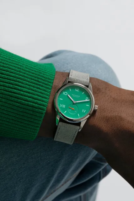 NOMOS Club Campus 38 Electric Green Otomatik 726 Görsel 9