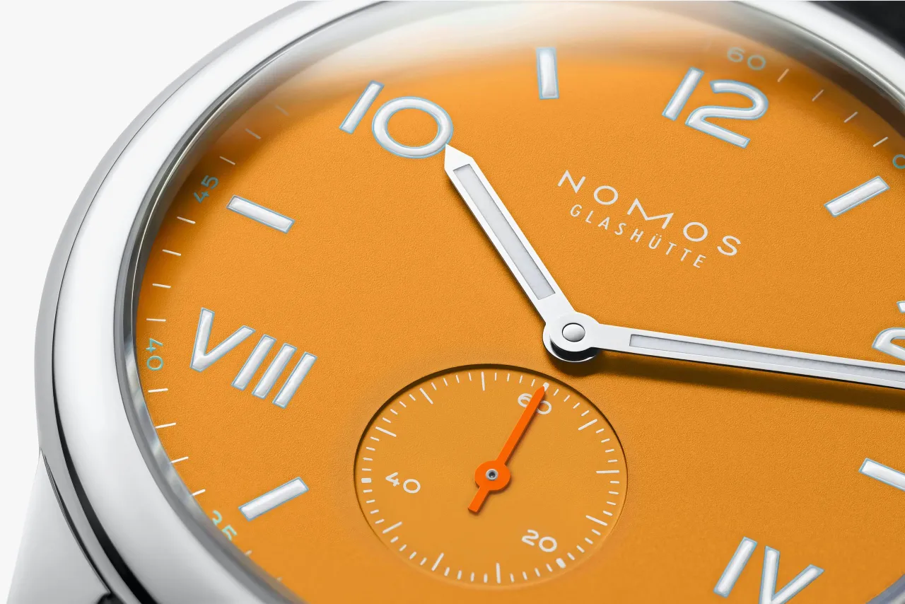 NOMOS Club Campus 38 Future Orange 729 detay görseli 2