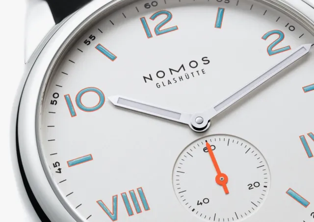 NOMOS Glashütte Club Campus 38 Bilingual Dial 735 Görsel 4