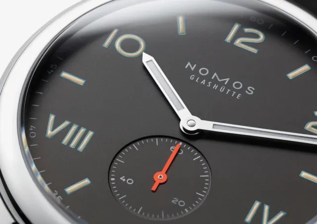 NOMOS Club Campus 38 Night Otomatik 736 Görsel 4