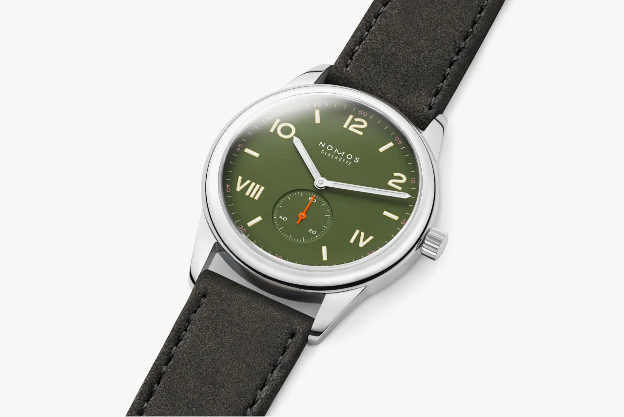 NOMOS Glashütte Club Campus 38 All Olive Otomatik 739GB detay görseli 4