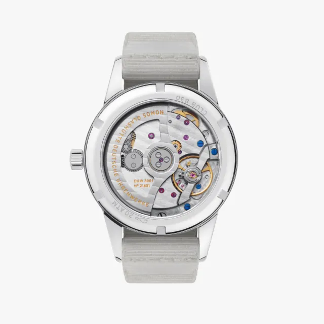 NOMOS Glashütte Club Neomatik Siren White Otomatik 744 Görsel 2