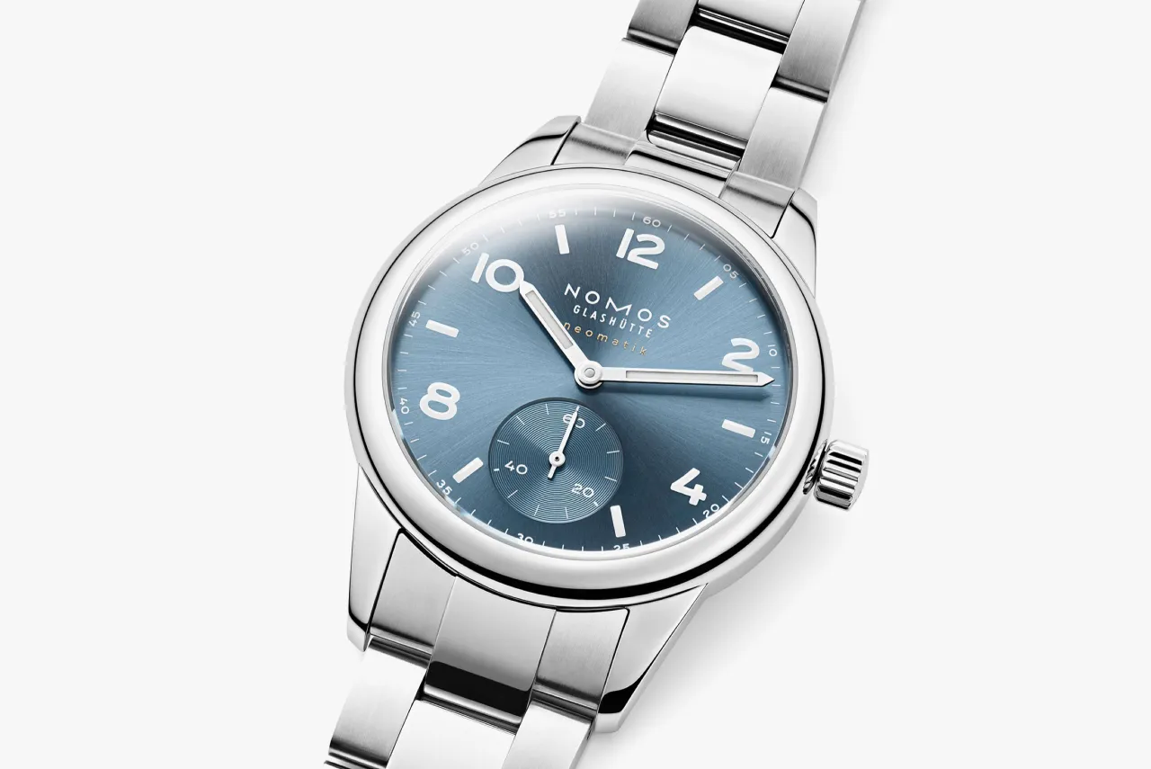 NOMOS Club Sport Neomatik Polar Blue Otomatik 750 detay görseli 3