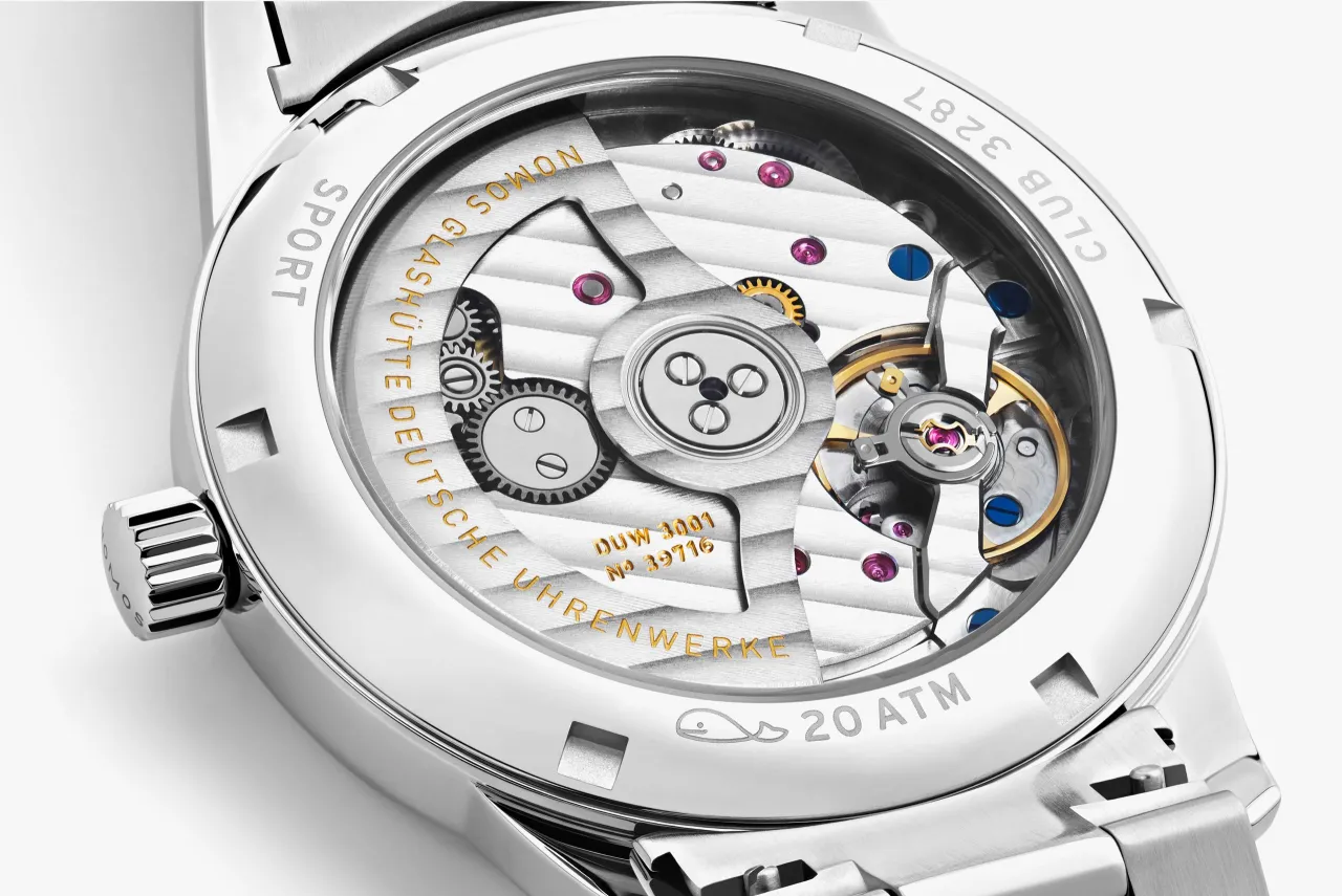 NOMOS Club Sport Neomatik Polar Blue Otomatik 750 detay görseli 4