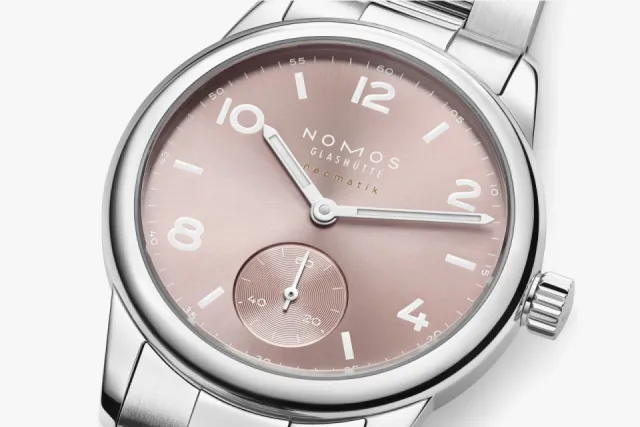 NOMOS Club Sport Neomatik 34 Rosé 756 Görsel 4
