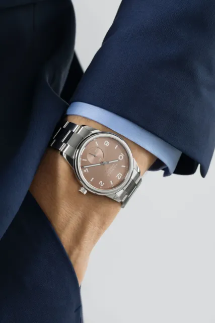 NOMOS Club Sport Neomatik Ember 761 Görsel 8