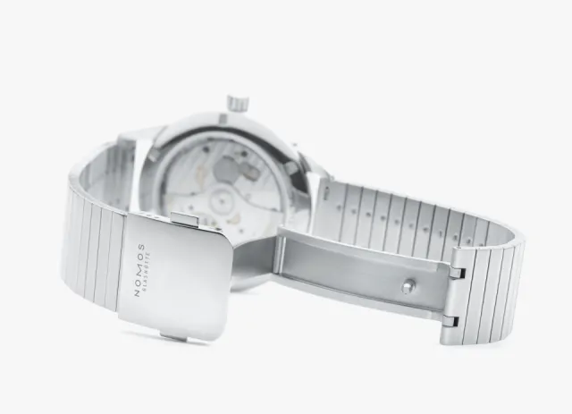 NOMOS Club Sport Neomatik Siyah 781 Görsel 12