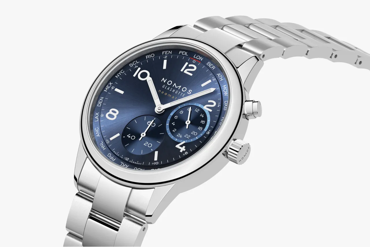 NOMOS Glashütte Club Sport Neomatik Worldtimer Blue 790 detay görseli 2