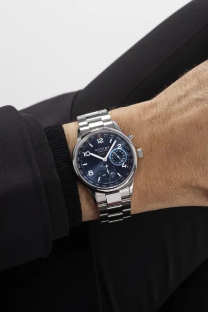 NOMOS Glashütte Club Sport Neomatik Worldtimer Blue 790 Görsel 12