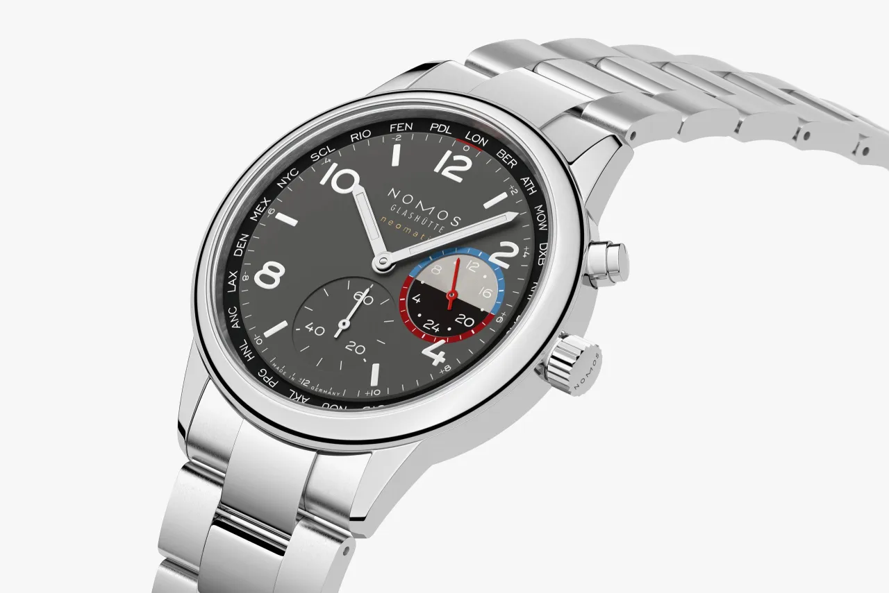 NOMOS Glashütte Club Sport Neomatik Worldtimer Volcano 790S1 detay görseli 2