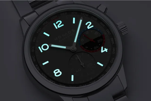 NOMOS Glashütte Club Sport Neomatik Worldtimer Volcano 790S1 Görsel 7