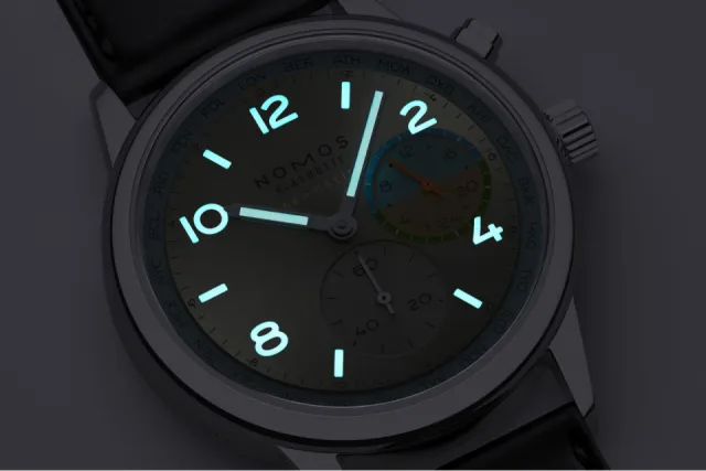 NOMOS Club Sport Neomatik Worldtimer Roam 790S10 Görsel 7