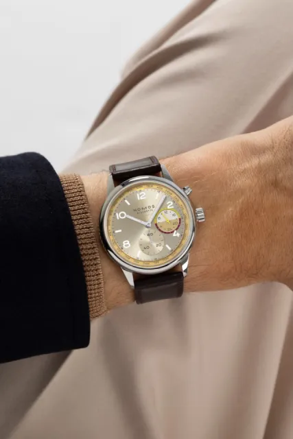 NOMOS Glashütte Club Sport Neomatik Worldtimer Reverie 790S11 Görsel 11