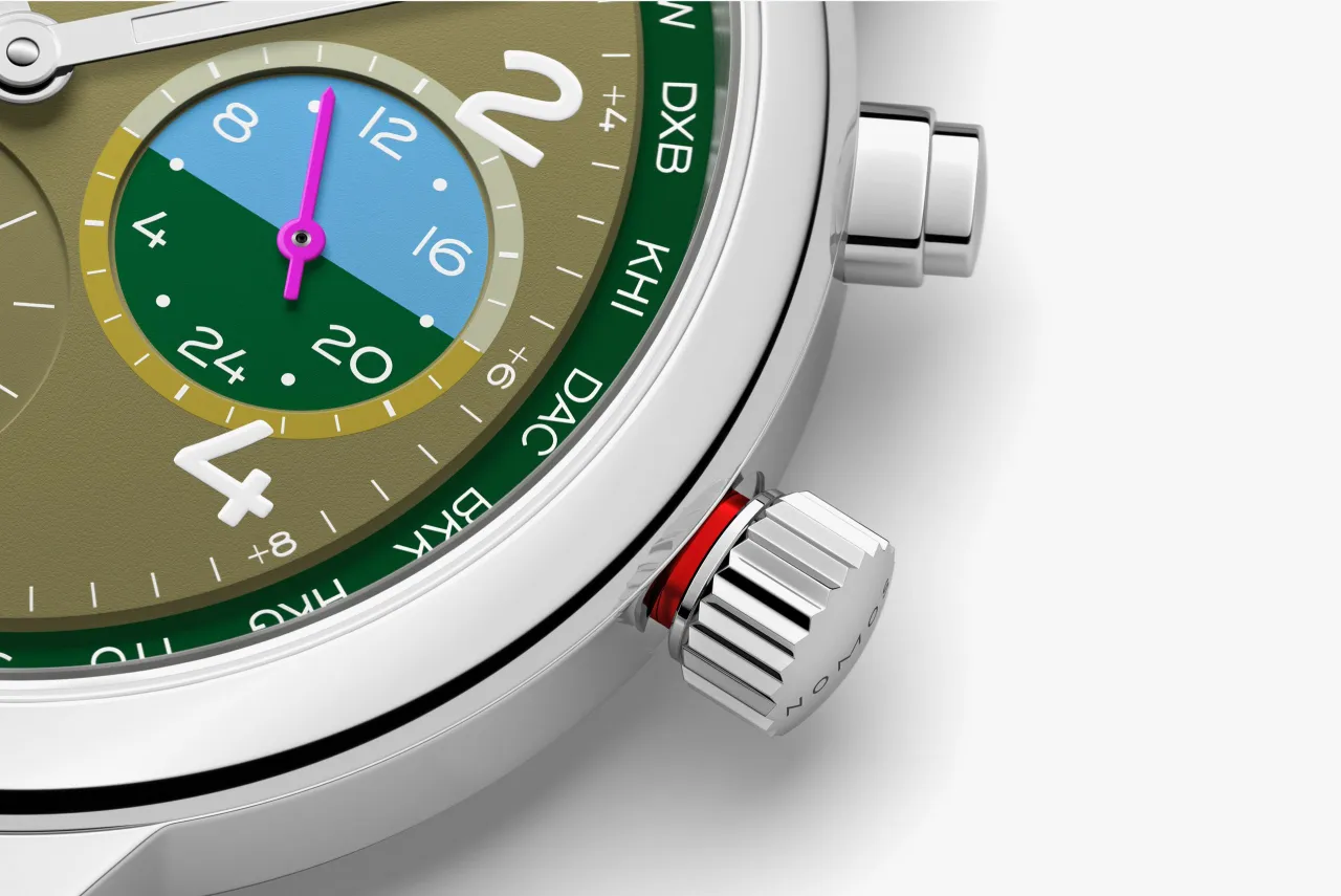 NOMOS Glashütte Club Sport Neomatik Worldtimer Jungle 790S2 detay görseli 5
