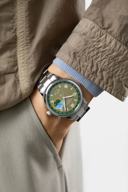 NOMOS Glashütte Club Sport Neomatik Worldtimer Jungle 790S2 Görsel 10