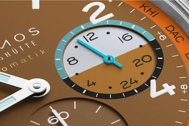 NOMOS Glashütte Club Sport Neomatik Worldtimer Canyon 790S3 Görsel 5