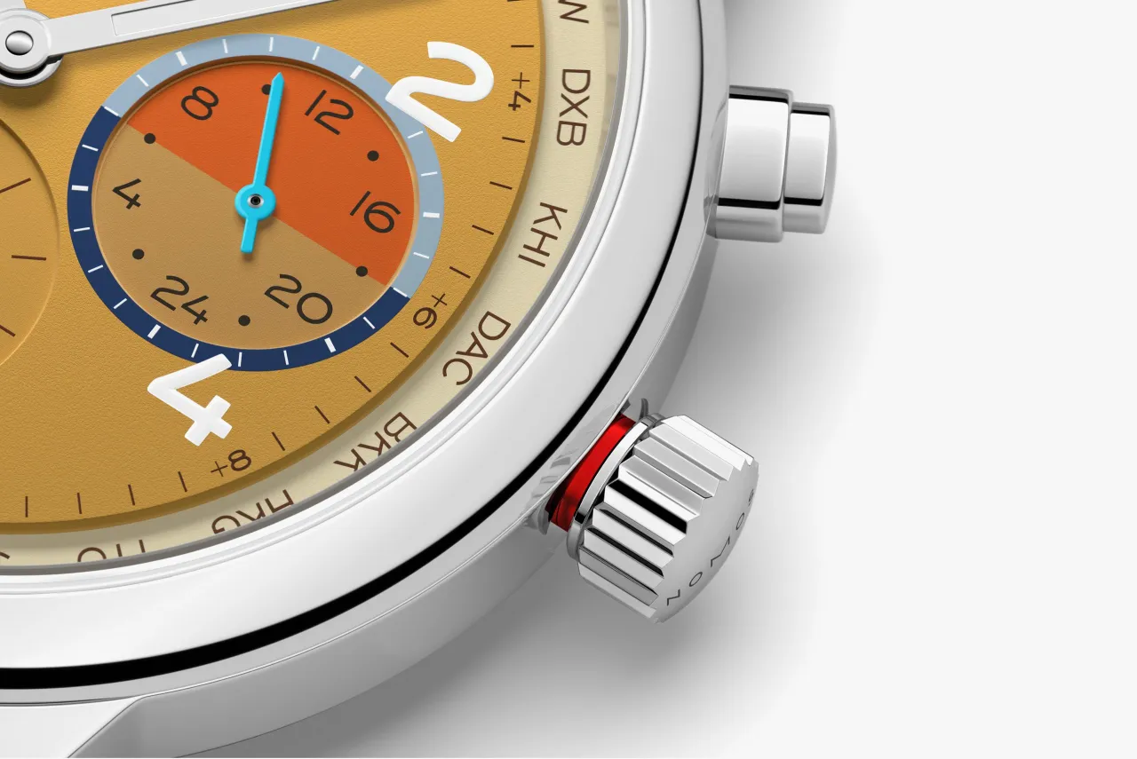 NOMOS Glashütte Club Sport Neomatik Worldtimer Dune 790S6 detay görseli 5