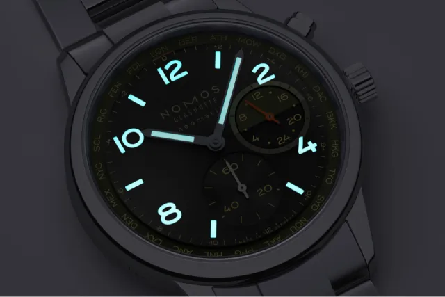 NOMOS Glashütte Club Sport neomatik Worldtimer Vector 790S9 Görsel 7