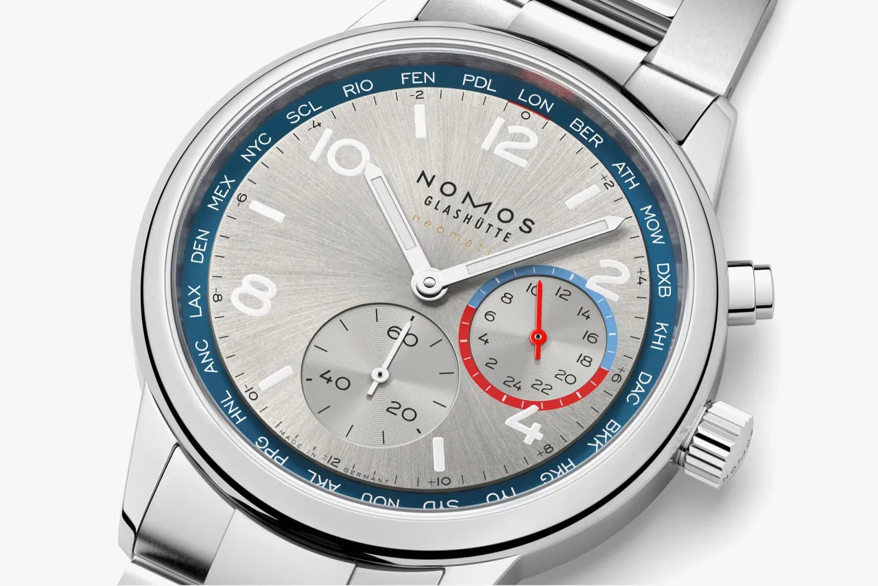 NOMOS Glashütte Club Sport Neomatik Worldtimer Gümüş 791 detay görseli 3