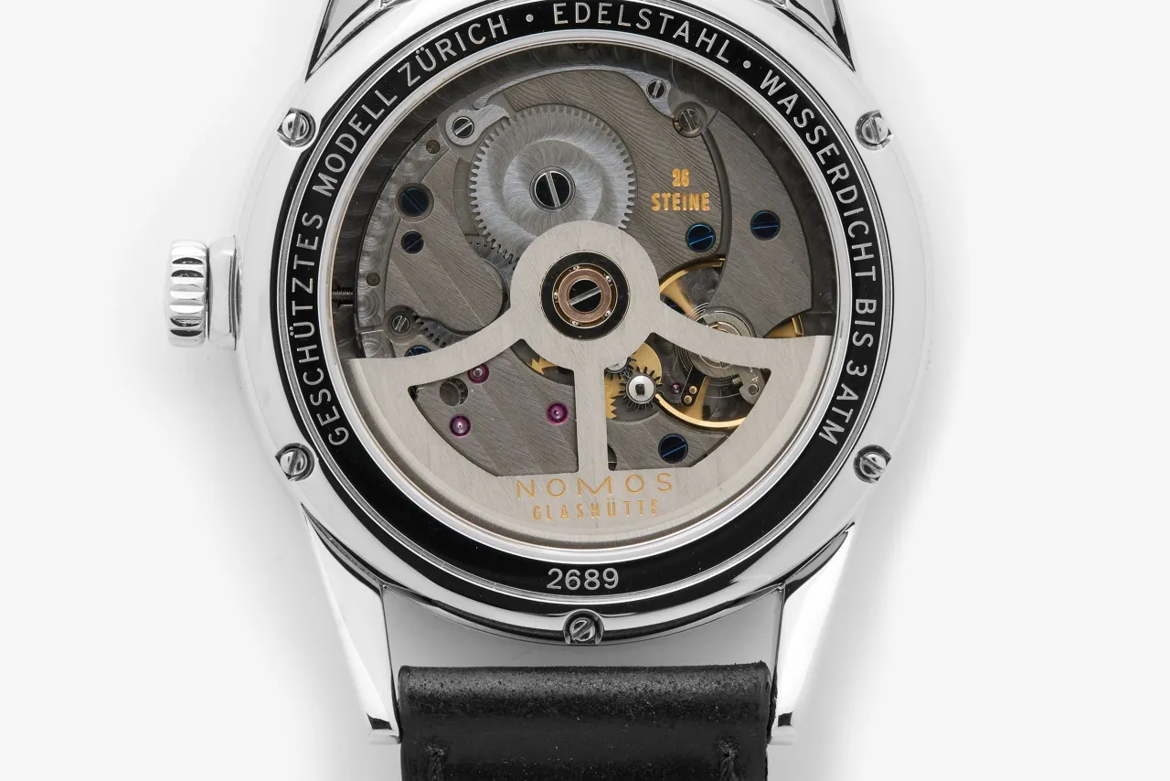 NOMOS Glashütte Zürich Otomatik Beyaz Gümüş 8012 detay görseli 5