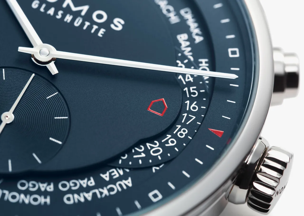 NOMOS Glashütte Zürich Worldtimer Midnight Blue Otomatik 807 detay görseli 2