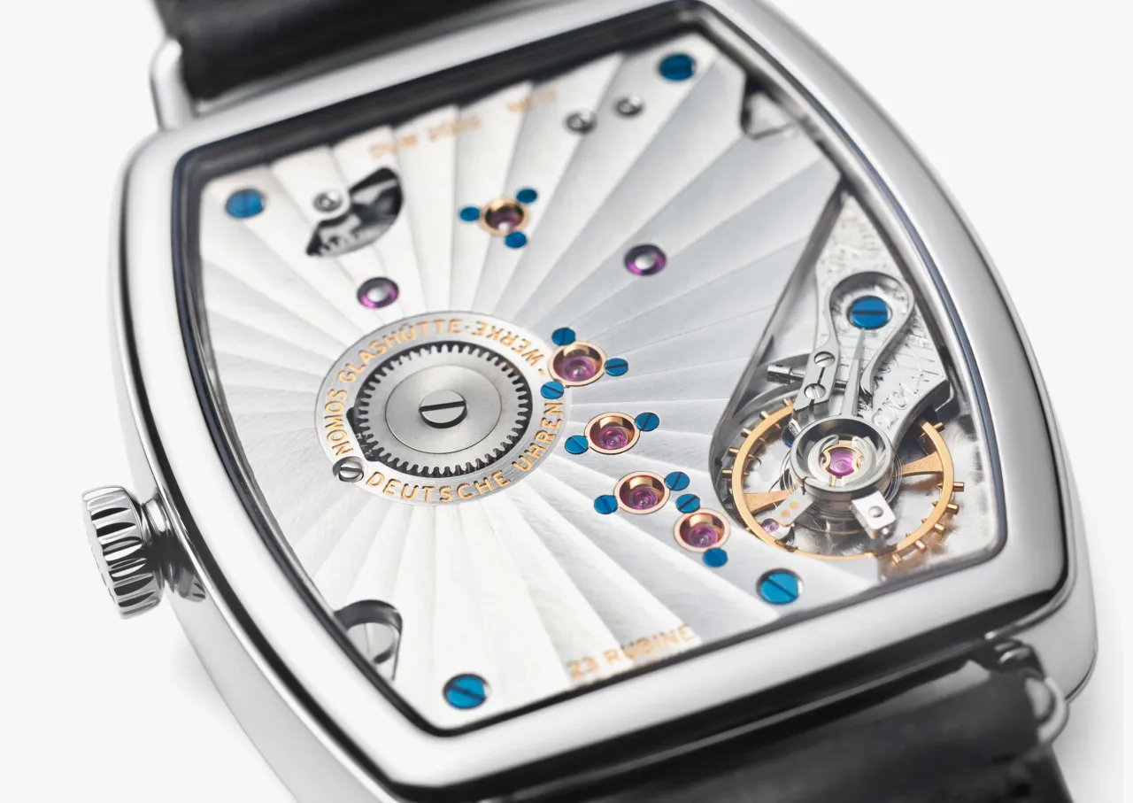 NOMOS Lux White Gold Light Blue Otomatik 920 detay görseli 2