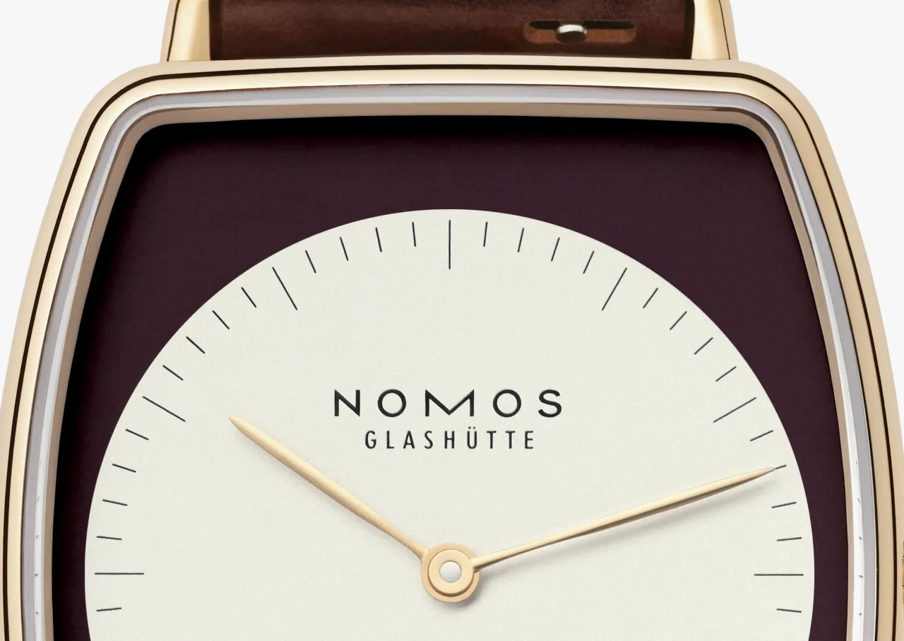 NOMOS Glashütte Lux Zobel Aubergine 942 detay görseli 2