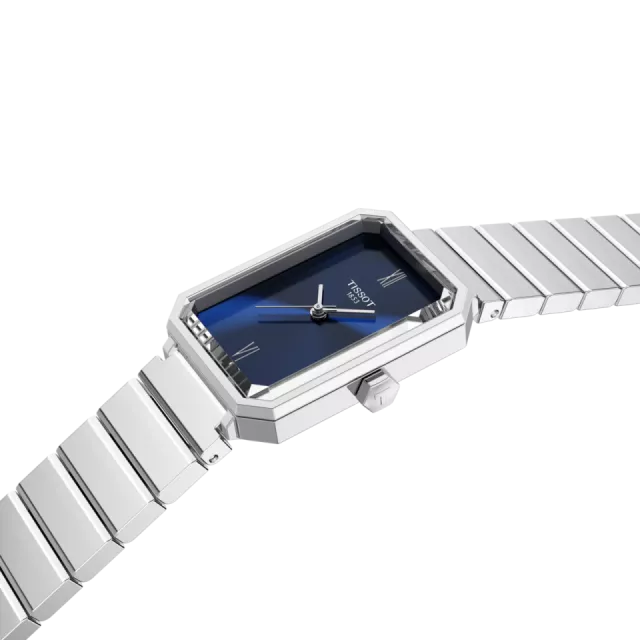 Tissot SRV T1601101104300 Görsel 3