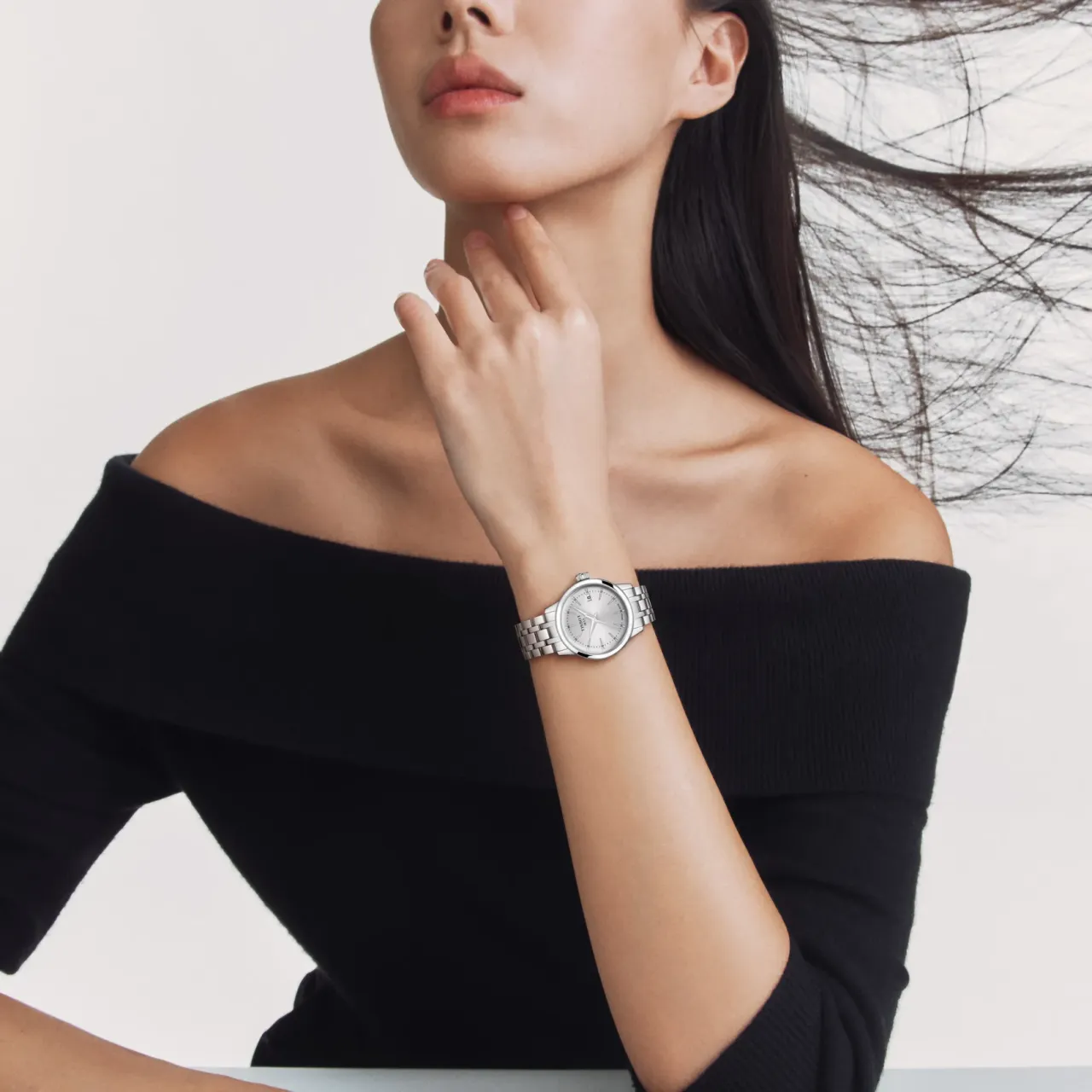 Tissot Classic Dream 28mm Gümüş T1292101103100 detay görseli 4