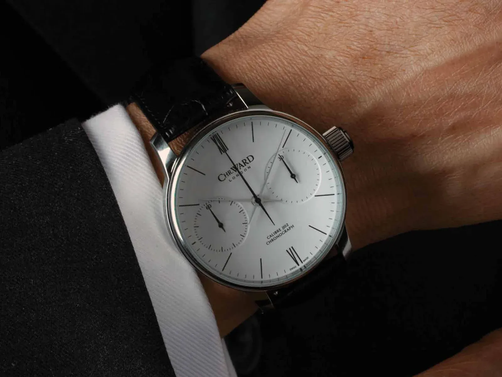 Christopher Ward C900 Single Pusher Chronograph bilekte