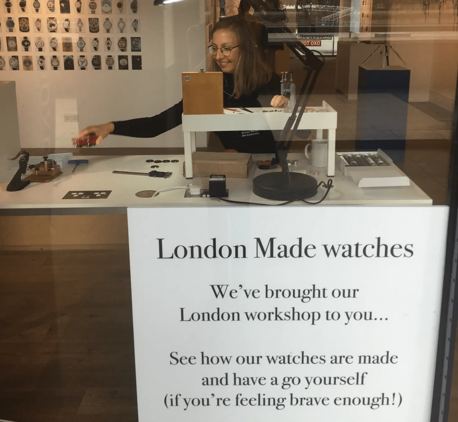 Mr Jones Watches 10. yıl Oxo Tower sergisi
